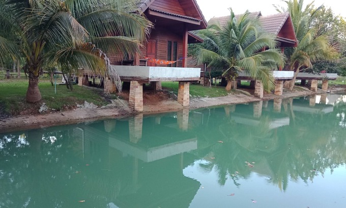 Chamni Hotel | Home Style Resort