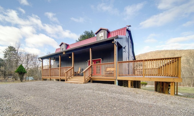 Tidioute House | Home w/River View & Game Room in Tidioute!