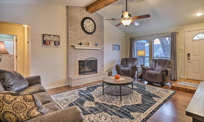 South Oklahoma City House | Home with Screened Porch about 10 Miles to Dtwn OKC!