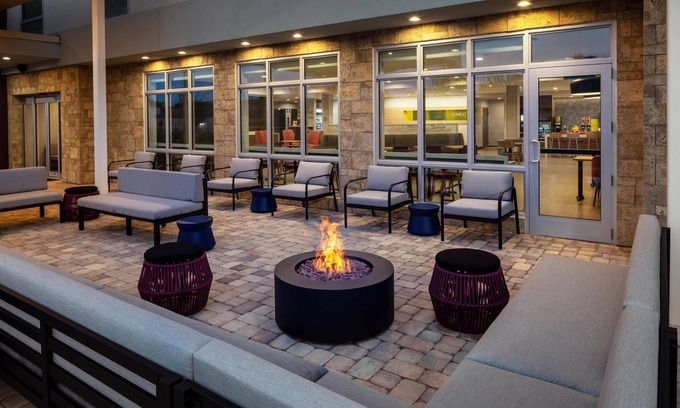 Clearwater Hotel | Home2 Suites By Hilton Clearwater St. Petersburg Ulmerton Rd
