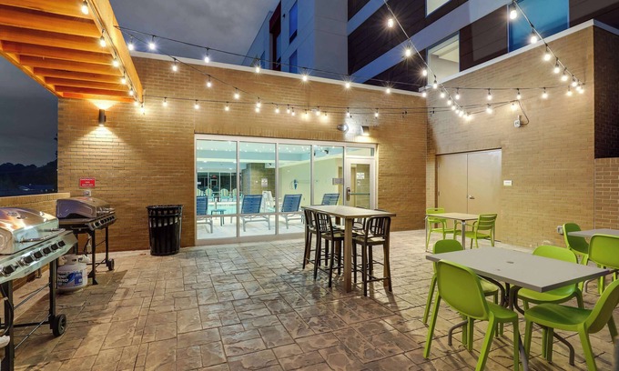 Sanford Hotel | Home2 Suites By Hilton Sanford