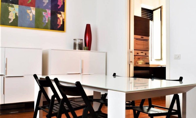 Lazzaretto Apartment | HomeLovers Two Rooms Retreat P.ta Venezia District close MM1