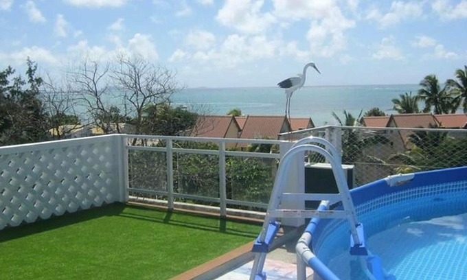 Grand Gaube Apartment | Homerez - 200 m away from the beach! Appartement for 4 ppl. at Grand Gaube