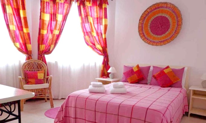 Grand-Baie Apartment | Homerez - 300 m away from the beach! Appartement for 8 ppl. with shared pool