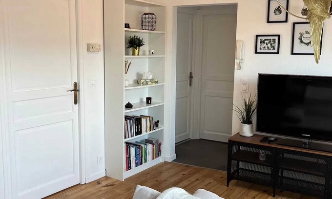 Montigny-les-Metz Apartment | Homerez - Apartment Montigny-lès-Metz
