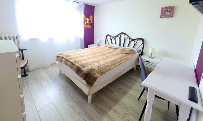 Villers-les-Nancy Apartment | Homerez - Apartement for 4 ppl. with garden and terrace at Villers-lès-Nancy