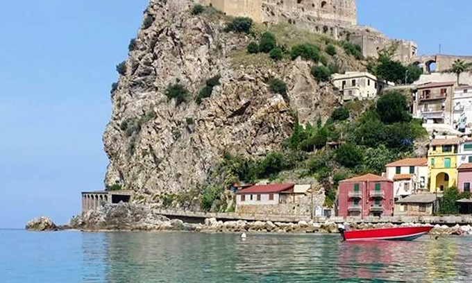 Scilla Apartment | Homerez - Apartement 350 m away from the beach for 6 ppl. with balcony at Scilla