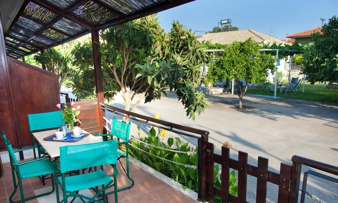 Agios Andreas Apartment | Homerez - Appartement for 4 ppl. with garden and balcony at Agios Andreas