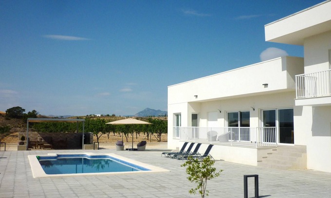 Abanilla Apartment | Homerez - Appartement for 4 ppl. with shared pool and terrace at Macisvenda