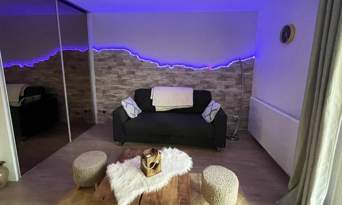 Klingenthal Apartment | Homerez - Beautiful studio for 4 ppl. with shared pool and terrace at Bœrsch