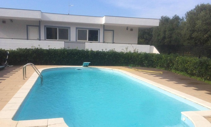 Municipio 4 Apartment | Homerez - Big appartement 5 km away from the beach for 9 ppl. with shared pool