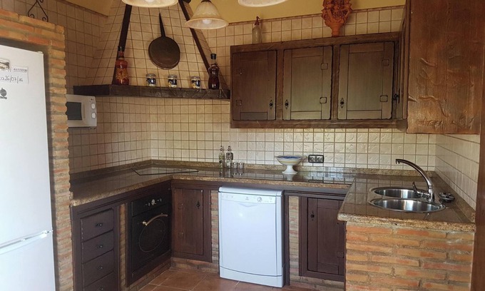 Arriate House | Homerez - Charming house in Arriate with private pool.