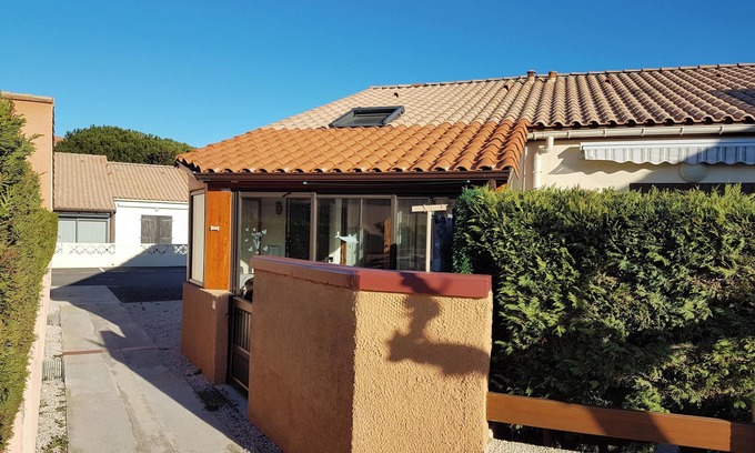 Port Leucate House | Homerez - Charming House in Leucate with Garden and Terrace