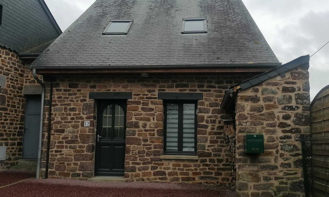 Gavray House | Homerez - House in Gavray-sur-Sienne