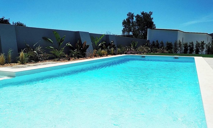 Vale de Seixos Apartment | Homerez - Modern apartment in Estói with shared pool.