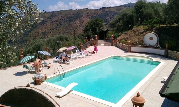 Reitano Apartment | Homerez - Nice appartement 5 km away from the beach for 4 ppl. with shared pool