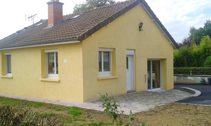 Thil-sur-Arroux House | Homerez - Nice house for 7 ppl. with garden and terrace at Thil-sur-Arroux