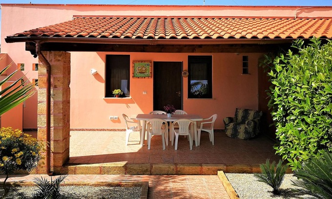 Torre San Giovanni House | Homerez - Nice house 700 m away from the beach for 5 ppl. at Torre San Giovanni