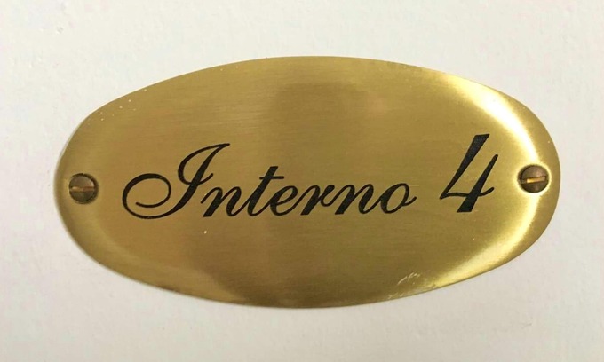 Taranto Apartment | Homerez - Spacious apartement for 6 ppl. with jacuzzi and balcony at Taranto