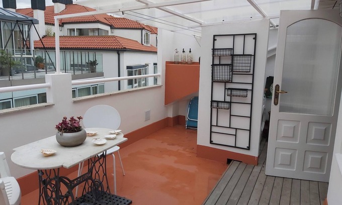 La Coruna House | Homerez - Spacious house with terrace and balcony in A Coruña