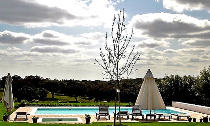 Alter do Chao House | Homerez - Spacious property for 4 ppl. with shared pool at Seda