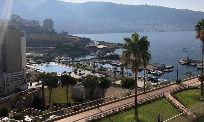 Kfar Yassine Apartment | Homerez - Studio 2 km away from the beach for 2 ppl. with shared pool at Tabarja