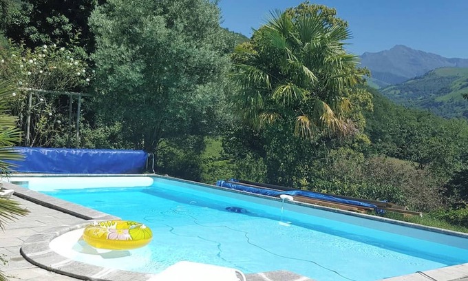 Aspin-en-Lavedan Villa | Homerez - Villa in Aspin-en-Lavedan.