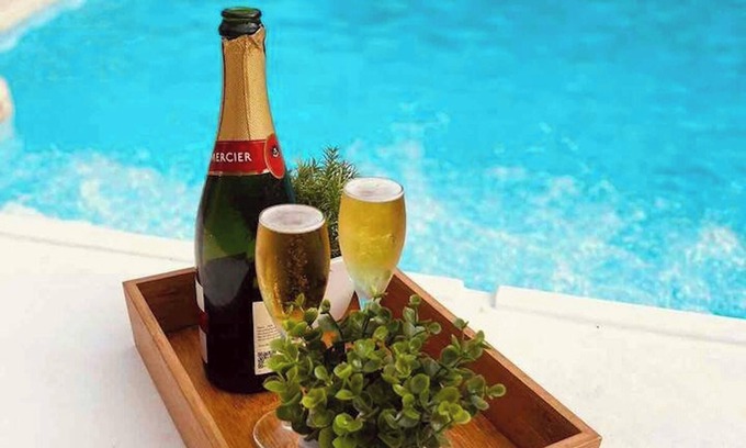 Goyave Villa | Homerez - Villa in Goyave with Pool