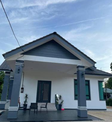 Kota Bharu House | Homestay Aishah
