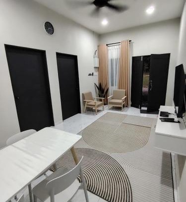 Kampung Keladi House | Homestay De'daun kulim mus'lim only