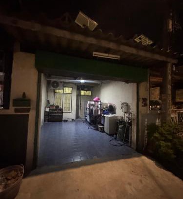 Anusawari Apartment | Homestay
