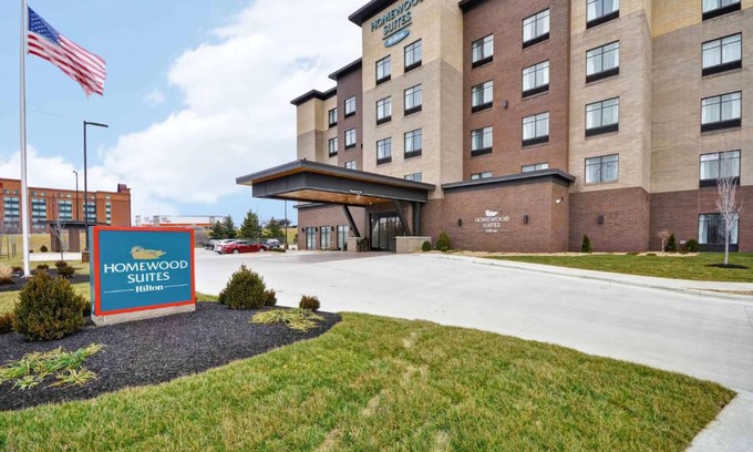 West Chester Hotel | Homewood Suites by Hilton Cincinnati/West Chester