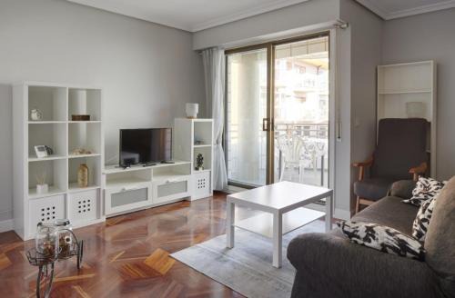 Zarautz Apartment | Hondartza