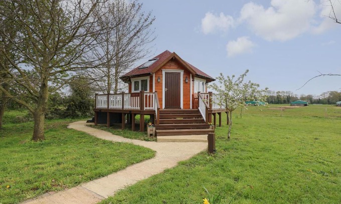 Pentney House | Honeybee Retreat