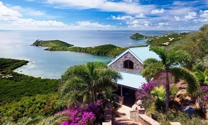 Fish Bay Apartment | Honeymoon/Romantic Private Suite with Ocean View & Pool; Over 150 5 Star Reviews
