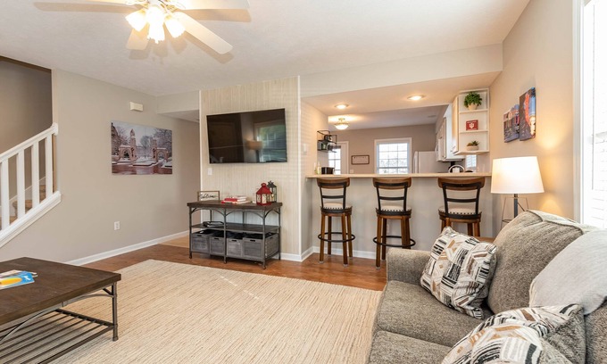 Bloomington House | Hoosier Happiness, Too! *3 Bedroom Suites*