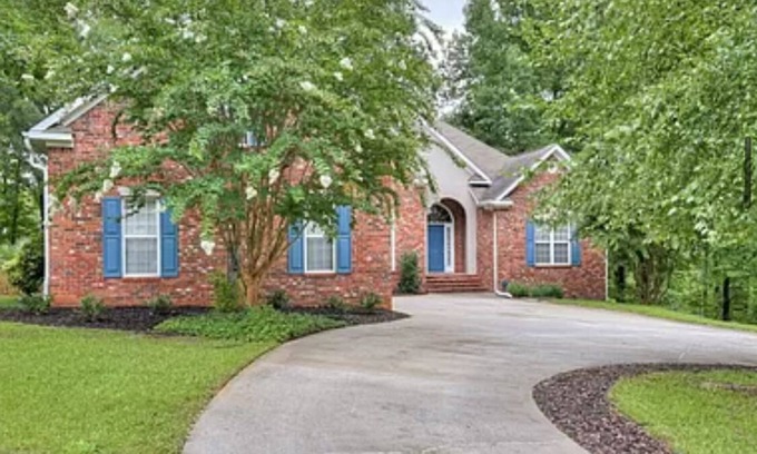North Augusta House | Hop Skip & Jump over the River nMasters 2025 Home Rental n