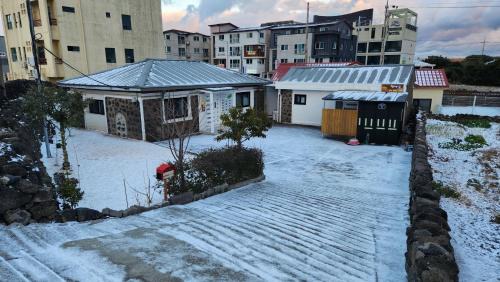 Seongsan House | Hospitable House