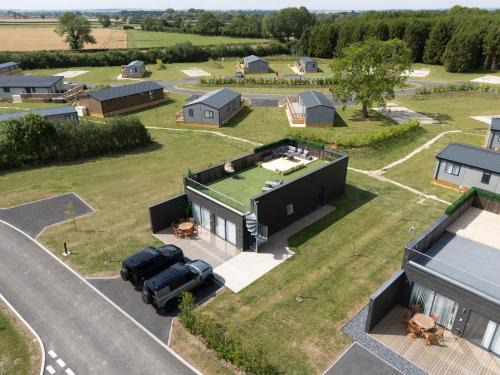 Pickering Ski Chalet | Host & Stay - Dalby Lodge