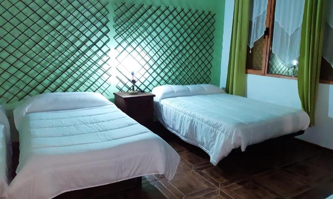 Retuerta del Bullaque House | Hostal Cabañeros