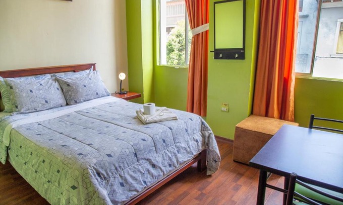 La Mariscal House | Hostal Downtown