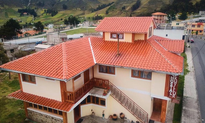 Pujili House | Hostal Kuyllur Ñan