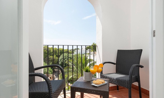 Cala d'Or Hotel | HOSTAL TALAMANCA HAB. DB BALCON - Cosy hostel recently refurbished near the beach. Free Wi