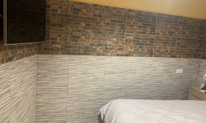 Valdeverdeja Hostel | Hostal Valdeverdeja