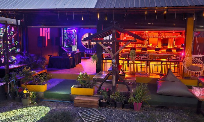 Haad Rin Hostel | Hostel ∙ 8 guests