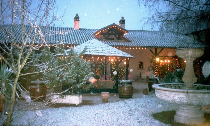 Replonges Hotel | Hostellerie Sarrasine