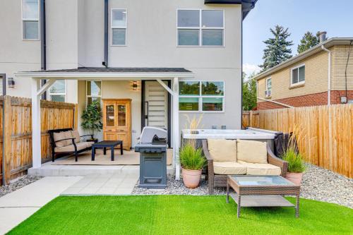 Golden House | Hot Tub and Mtn-View Rooftop Deck Golden Home