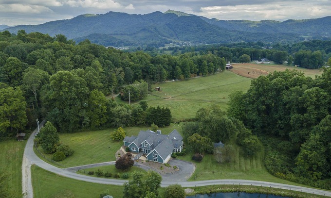 White Diamond Estates House | Hot Tub, Game Room & Pond Views + Biltmore Pass | Luxe Mountain Escape