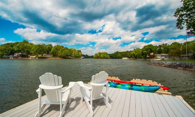 Dixie - Berryhill House | Hot Tub+Sparkling Pool+Gorgeous Views