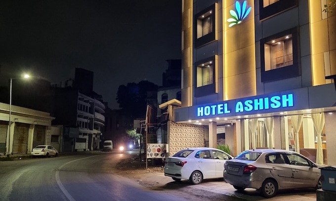 Ahmedabad City Centre Hotel | Hotel Ashish